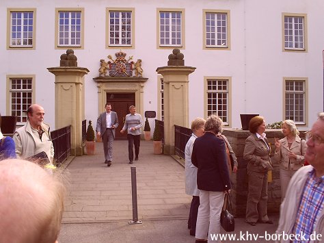 Bild 11 zur Galerie: Der KHV besichtigt das restaurierte Schloss Borbeck
