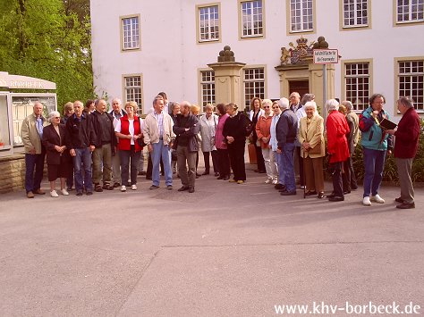 Bild 14 zur Galerie: Der KHV besichtigt das restaurierte Schloss Borbeck